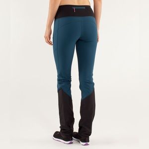 Lululemon run free as mud pants